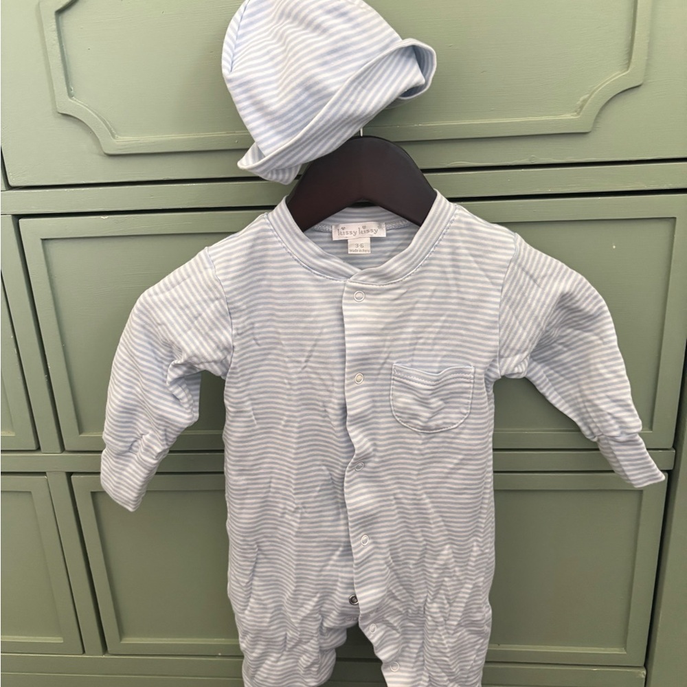 Kissy kissy boys onesie